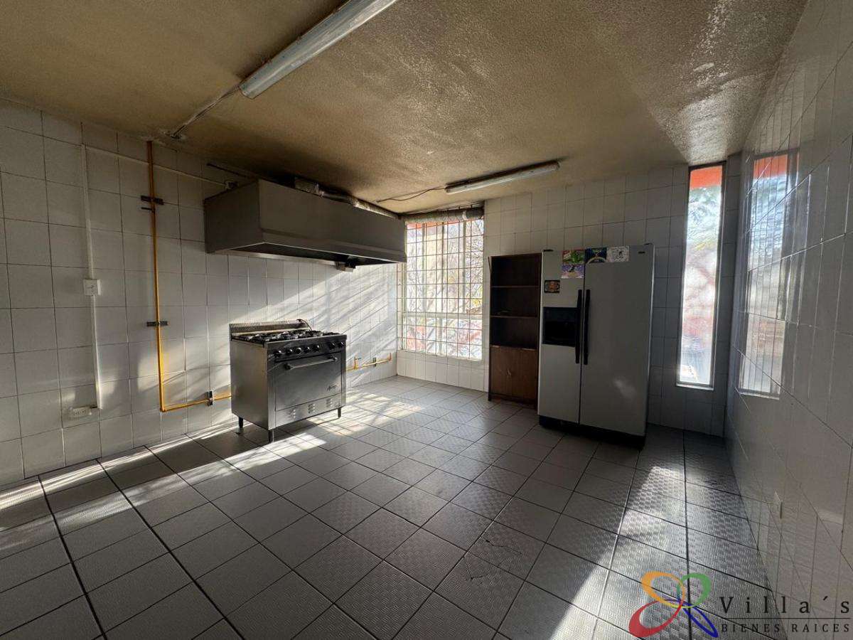 cocina en el piso 2.jpeg